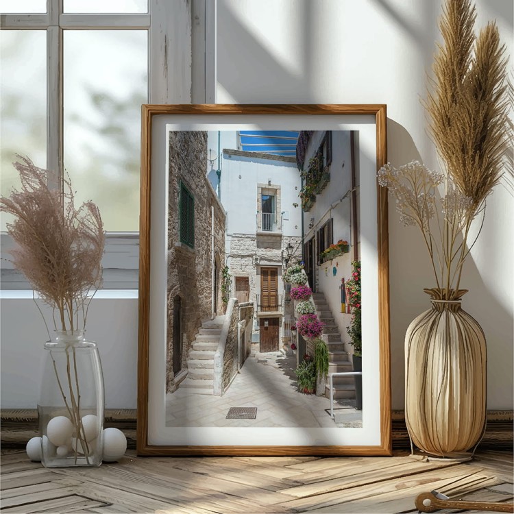 plakat polignano a mare uliczka starego miasta z białym obramowaniem w drewnianej ramie
