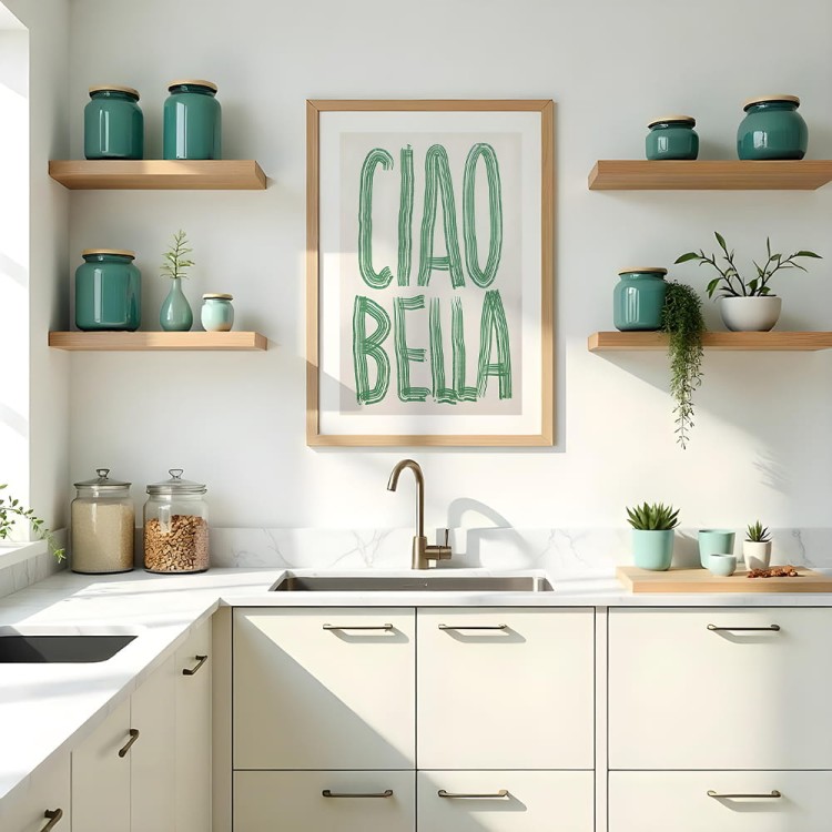 plakat ciao bella z białym obramowaniem w kuchni