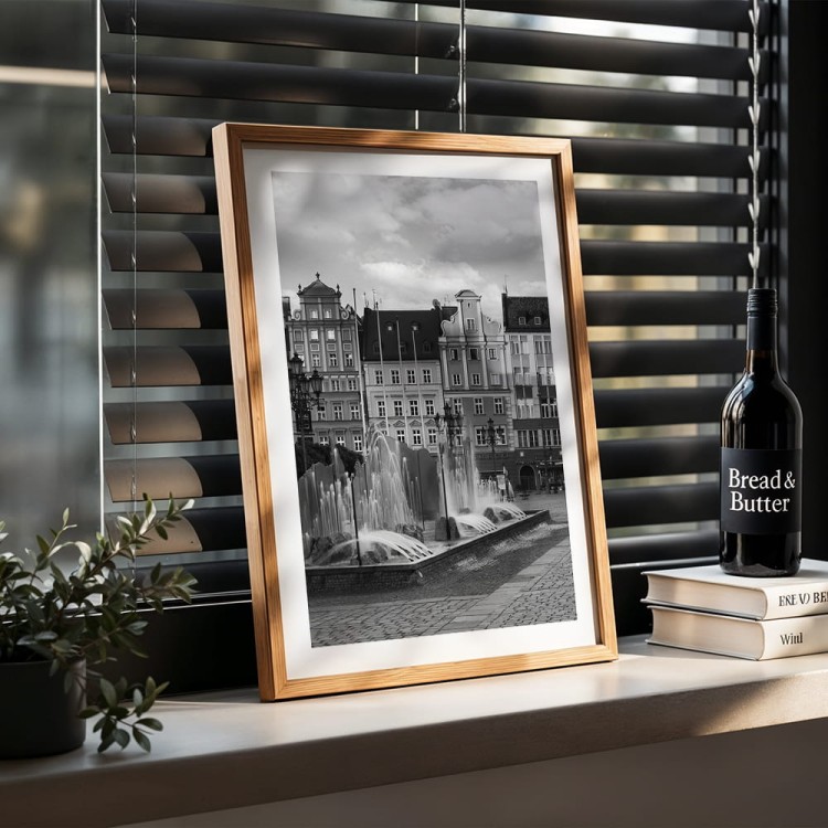 plakat wrocław fontanna w czerni i bieli z białym obramowaniem w drewnianej ramie