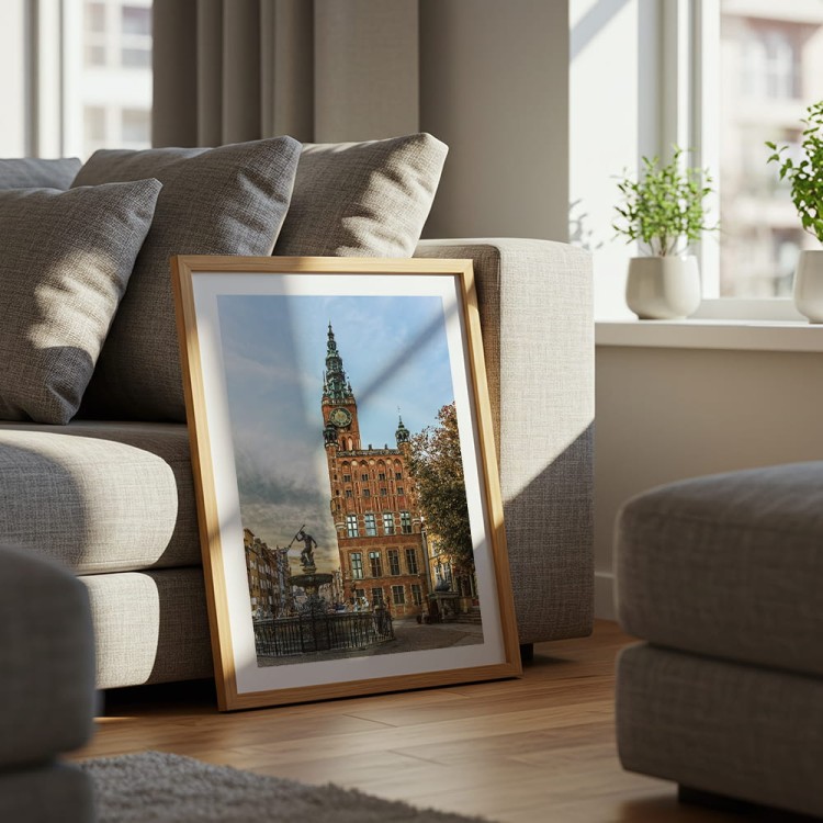 plakat gdańsk neptun z białym obramowaniem w salonie