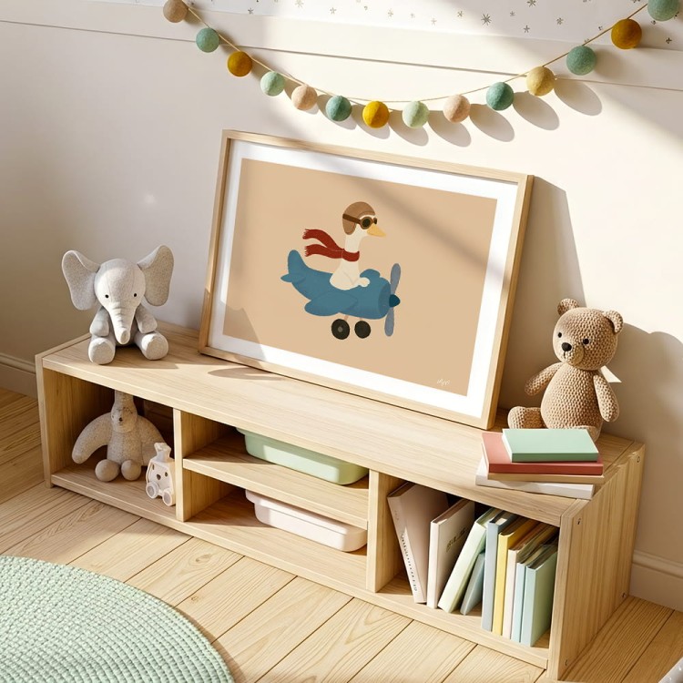 plakat kapitan gęś z białym obramowaniem w pokoju dziecięcym