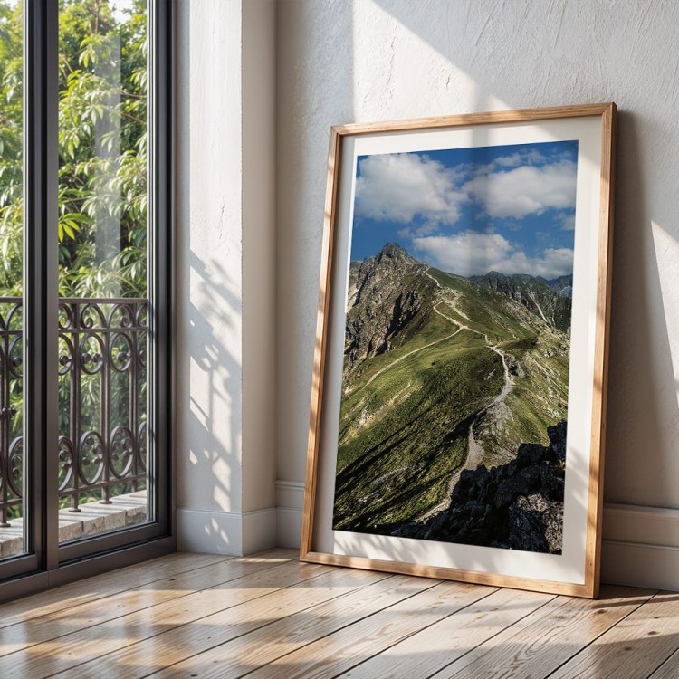 plakat tatry świnica z białym obramowaniem w drewnianej ramie