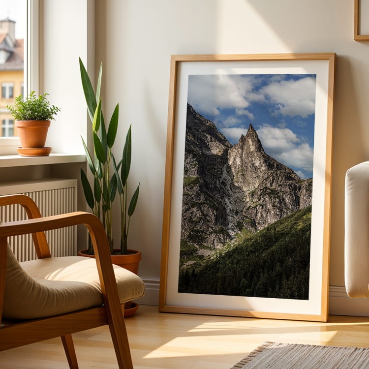 plakat tatry mnich z białym obramowaniem w drewnianej ramie