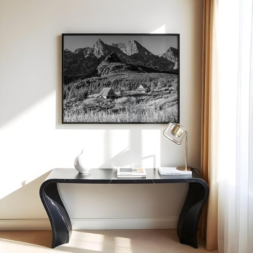 plakat tatry hala gąsienicowa w czerni i bieli w czarnej ramie