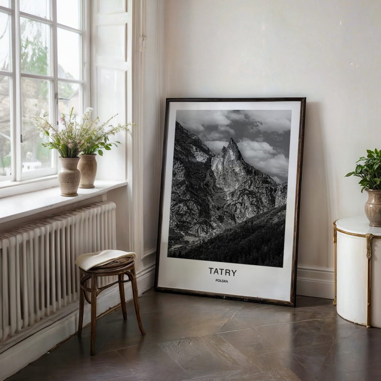plakat tatry polska mnich nad morskim okiem w czarnej ramie w salonie