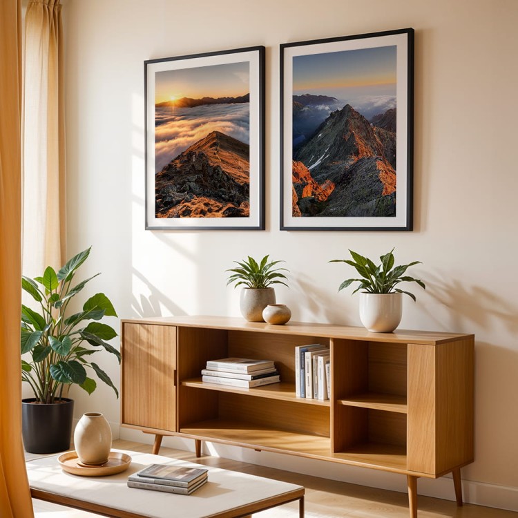 galeria plakatów tatry światło dnia z białym obramowaniem w salonie