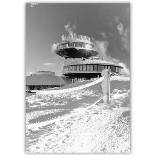 plakat karkonosze światło na szczycie śnieżki w czerni i bieli