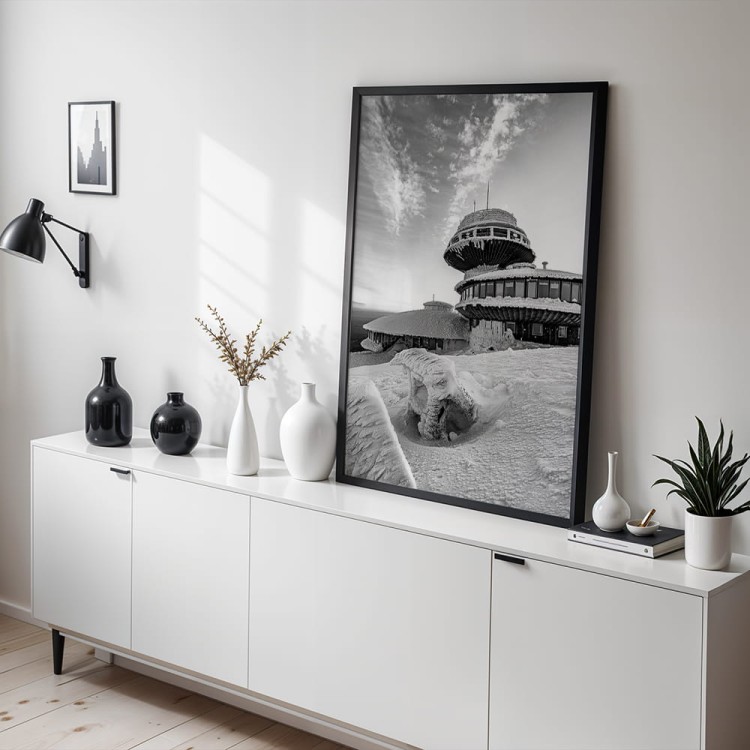 plakat karkonosze obserwatorium na śnieżce w czerni i bieli w salonie