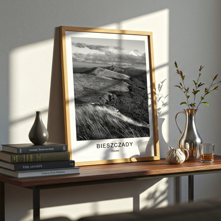 plakat bieszczady polska połoniny pod chmurami czarno-biały