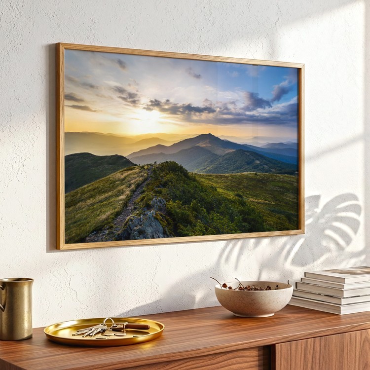 plakat bieszczady połoniny w świetle zachodu nad komodą