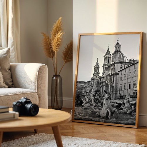 plakat rzym fontanna na piazza navona w czerni i bieli w salonie