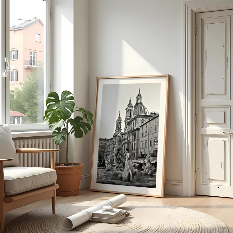 plakat rzym fontanna na piazza navona w czerni i bieli z białym obramowaniem w drewnianej ramie