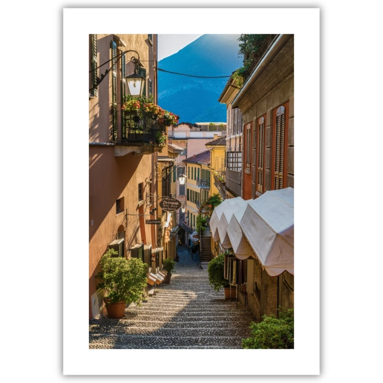 plakat bellagio uliczka nad jeziorem como z białym obramowaniem